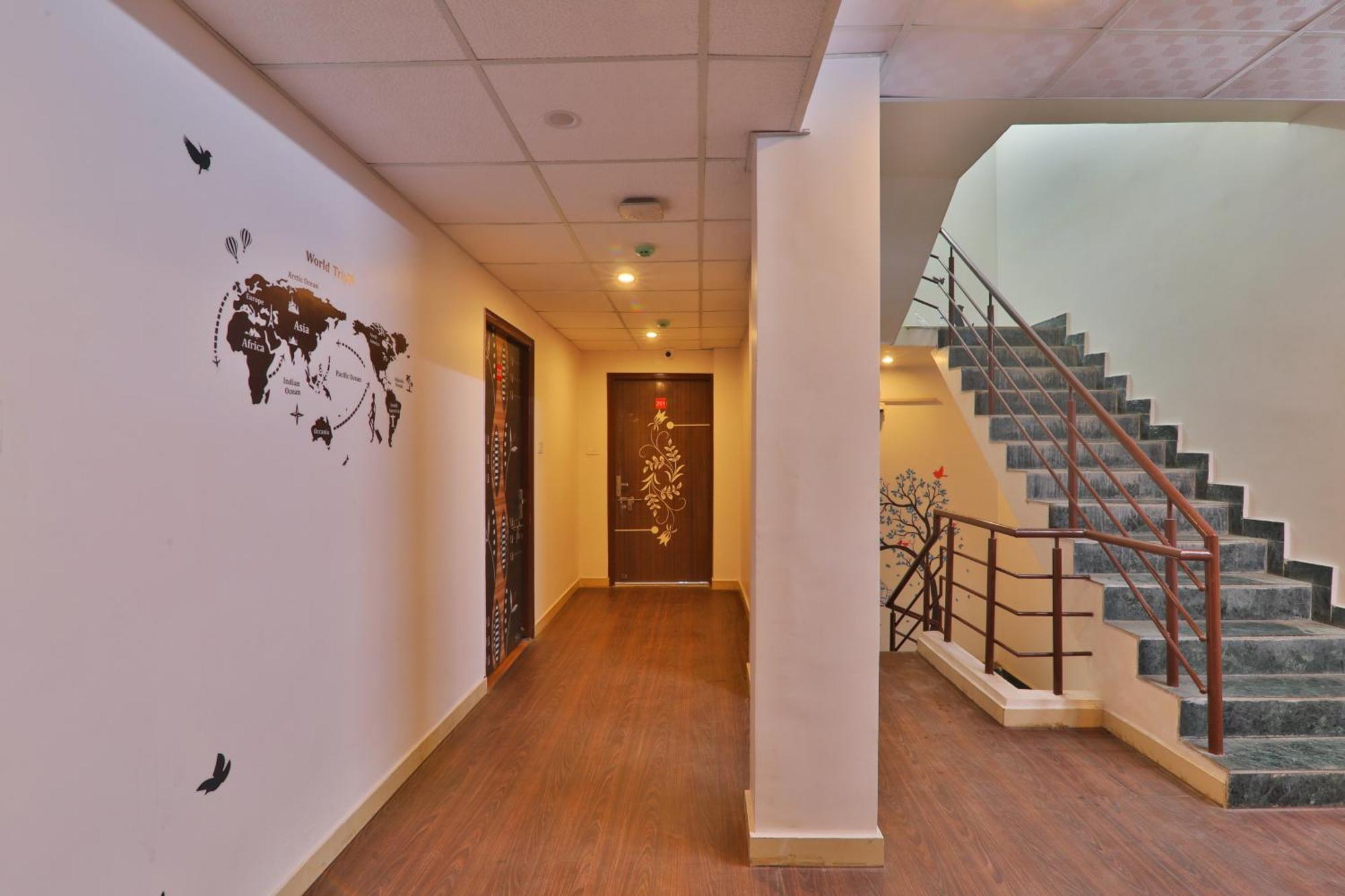 Divine Glory Hotel Lucknow Exterior foto