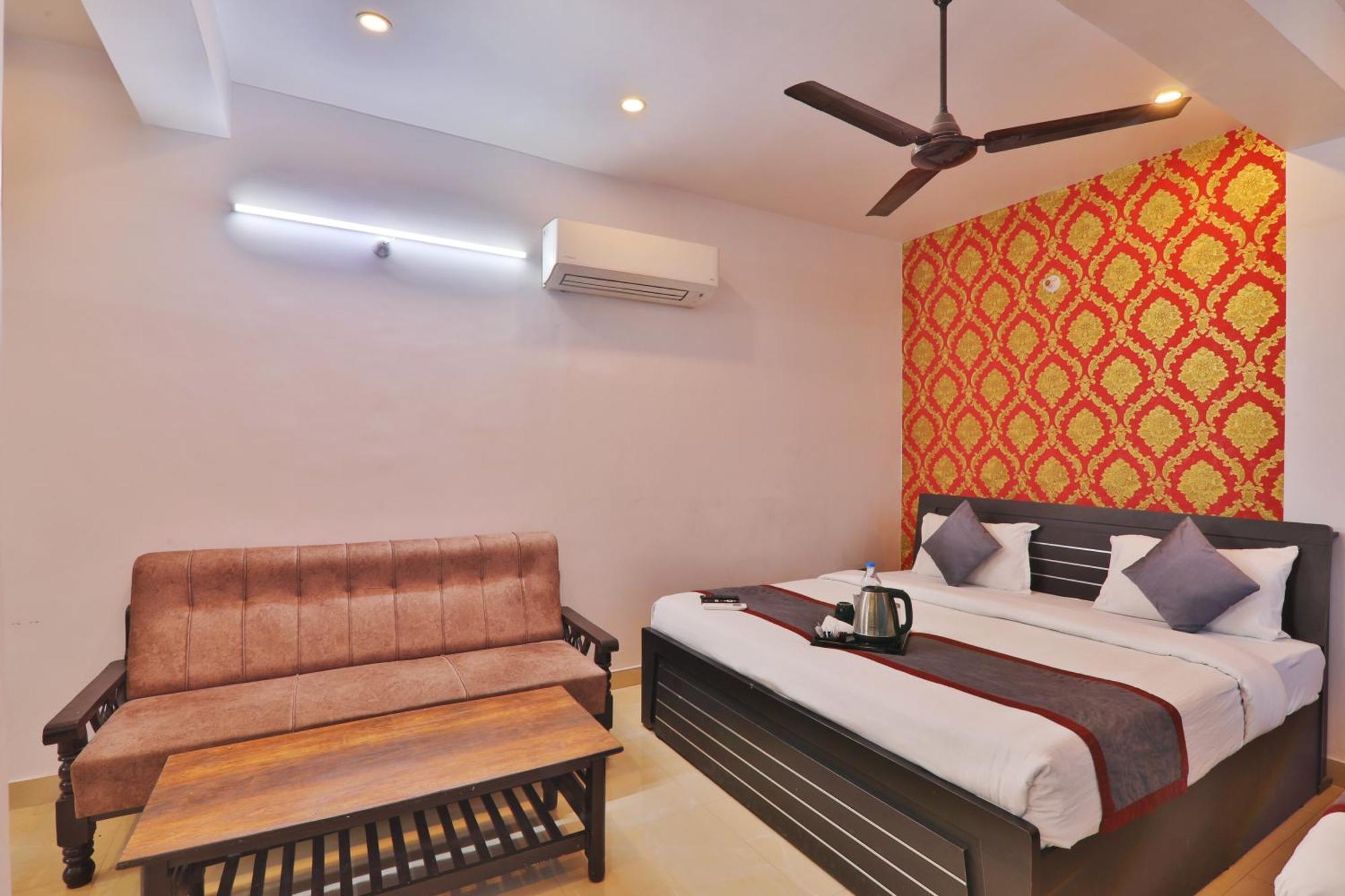 Divine Glory Hotel Lucknow Exterior foto